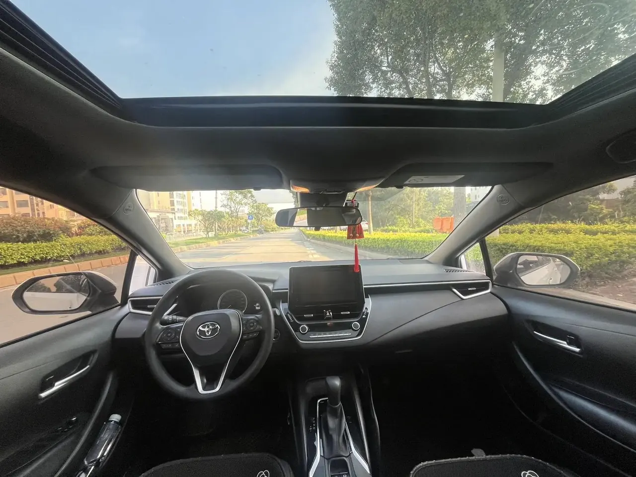 Levin 2022 185T CVT Luxury Edition 5