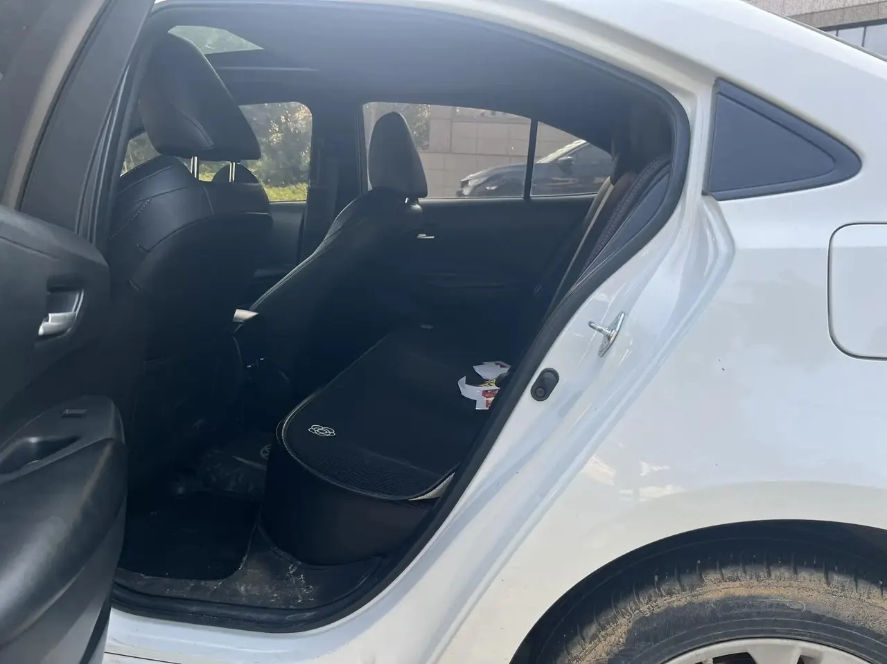 Levin 2022 185T CVT Luxury Edition 6