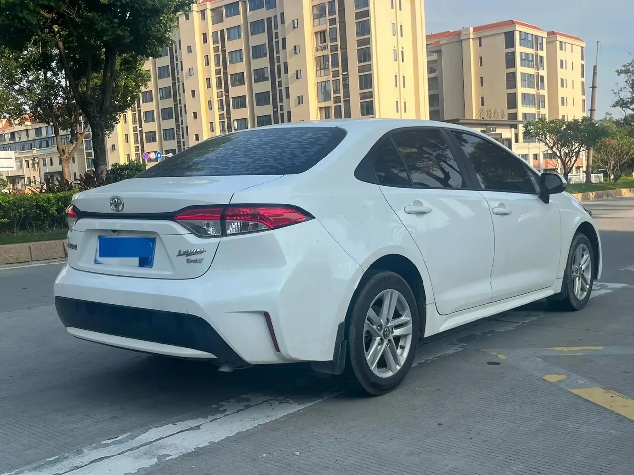 Levin 2022 185T CVT Luxury Edition 7