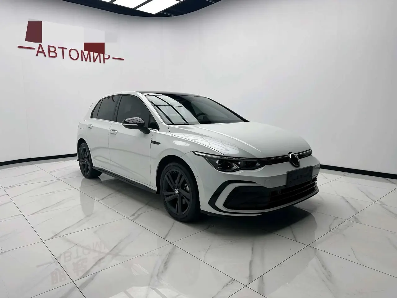 Volkswagen 2023 Golf 8 R-Line 1.4TSI 280TSI Lite Automatic 3