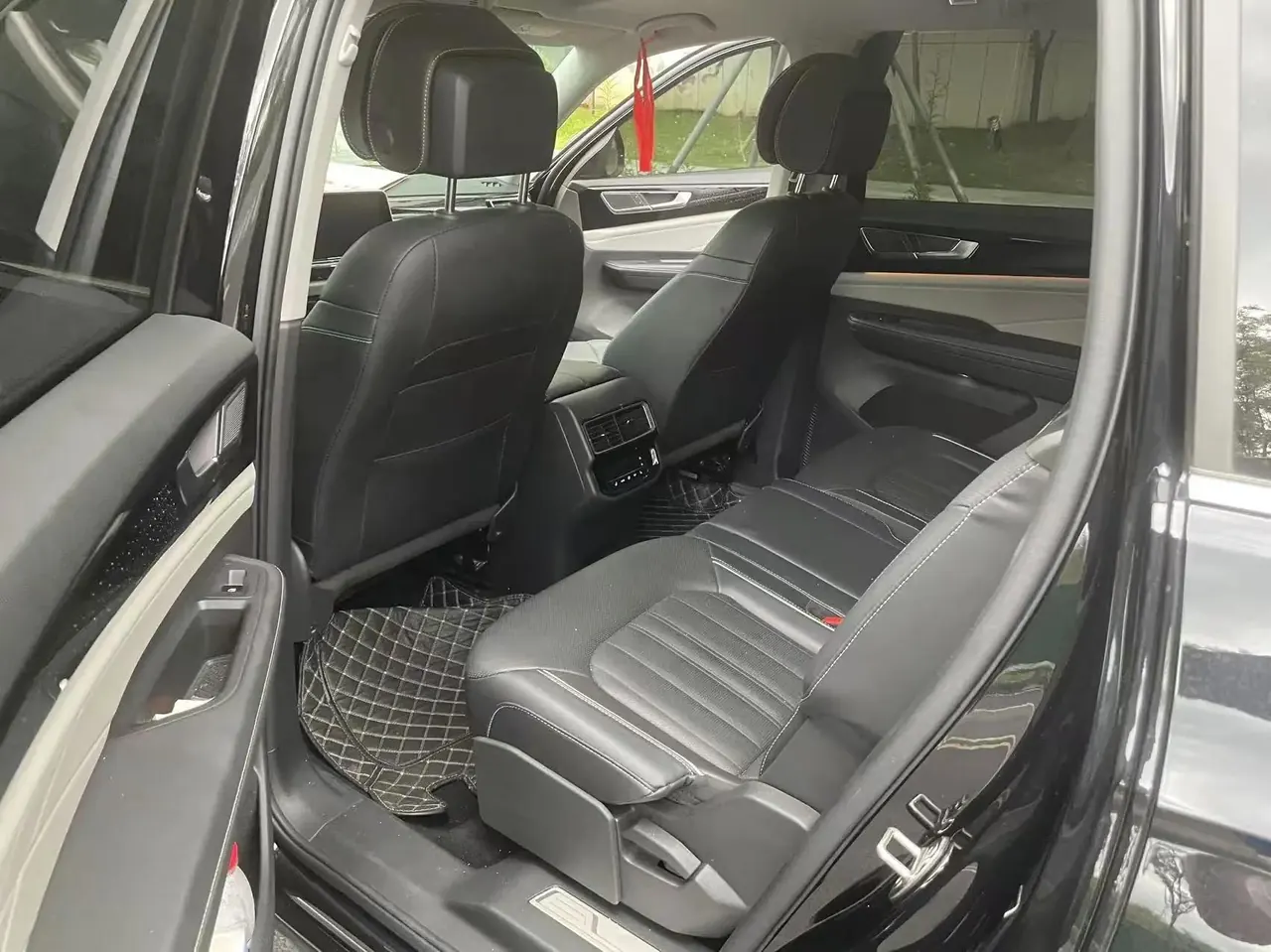 Tang 2023 380TSI All-Wheel-Drive Prestige Luxury Edition 6