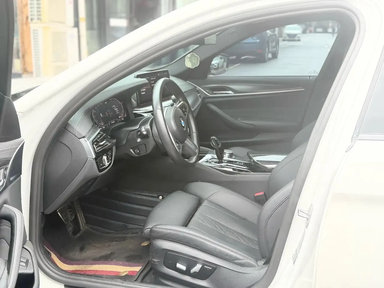 BMW 5 Series (Imported) 2022 525i M Sports Suit 4