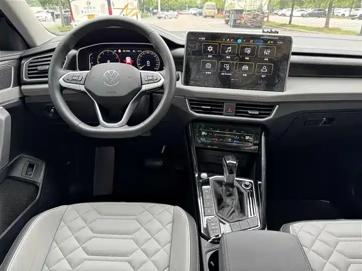 Tangyue 2024 330TSI Front-Wheel-Drive Luxury Plus Upgrade Version 20