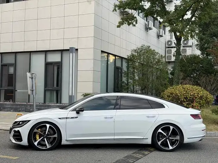 FAW-Volkswagen CC 2023 380TSI eye-catching edition 5