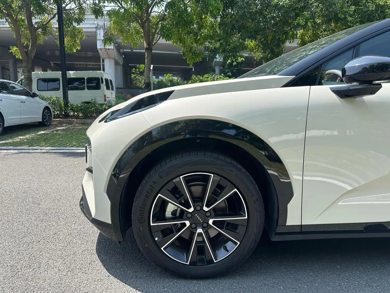 Zeekr 2025 Zeekr X Four-Seat Rear-Wheel-Drive Magic Cube Edition Automatic 10