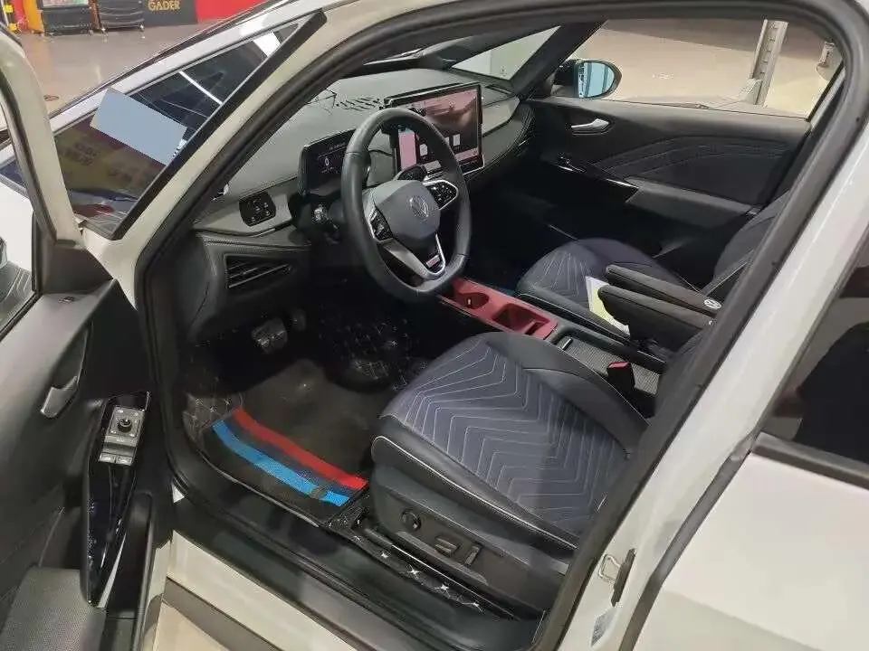 Volkswagen 2025 ID. 3 smart superior version of automatic gear 4