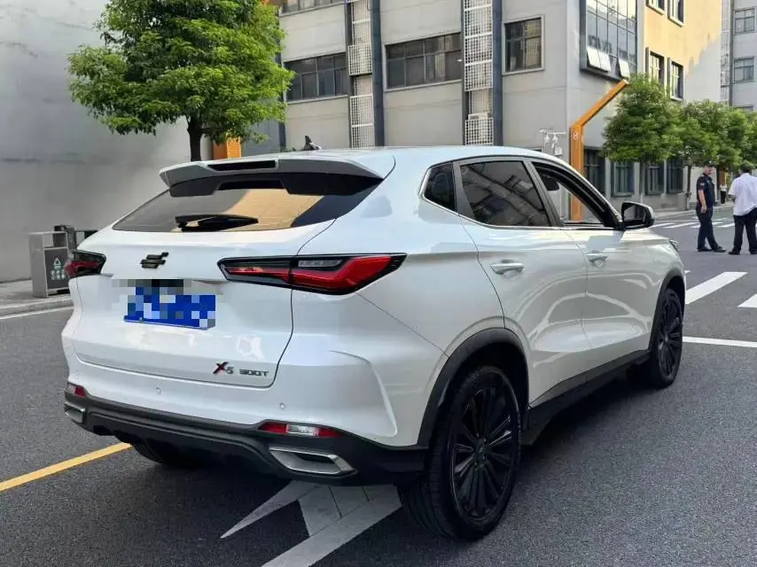 ChangAn Oshan X5 2021 1.5T DCT honorable model 4