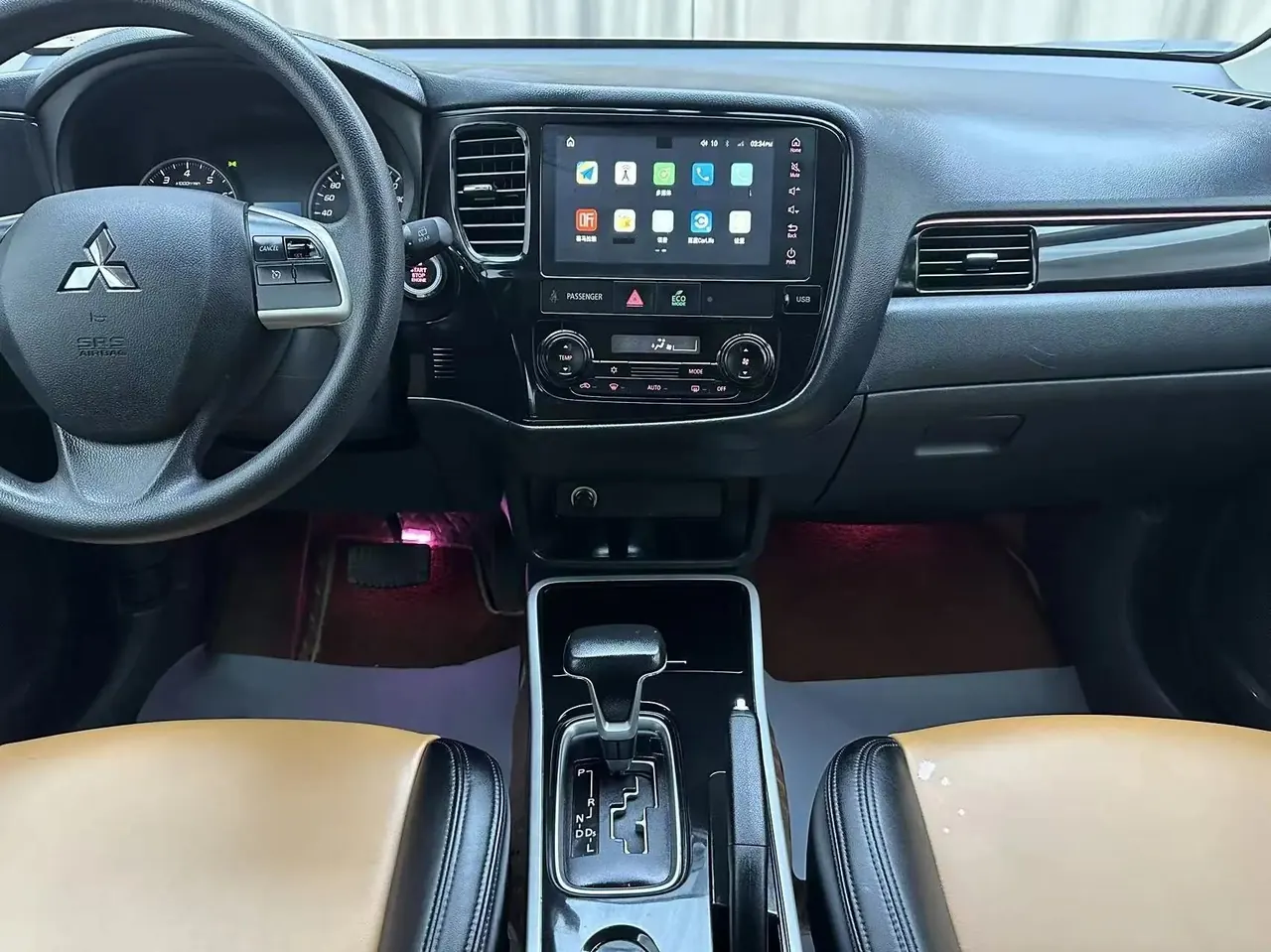 Outlander 2021 model changed to 2.0L two-wheel drive free version 5 seats 12