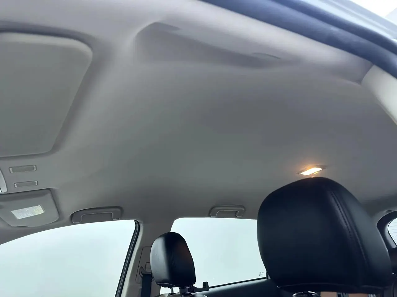 Outlander 2021 model changed to 2.0L two-wheel drive free version 5 seats 9