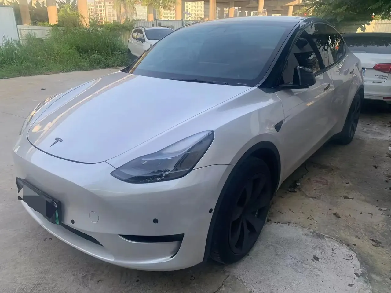 2022 Model Y Refreshed Rear-Wheel-Drive Version - View 1