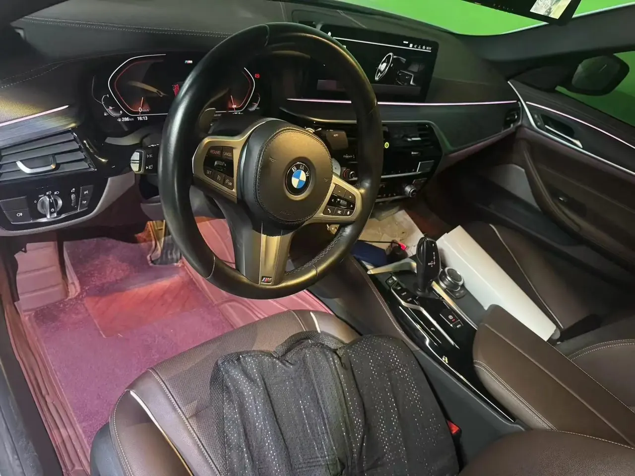 BMW 5 Series 2022 model facelift 530Li Leading Edition M Sport Package 3