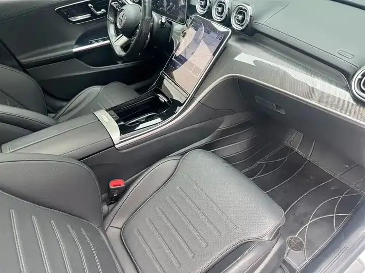 Mercedes Benz C- Class 2023 C 260 L Sport Edition 13