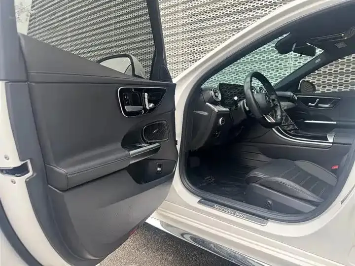 Mercedes Benz C- Class 2023 C 260 L Sport Edition 6