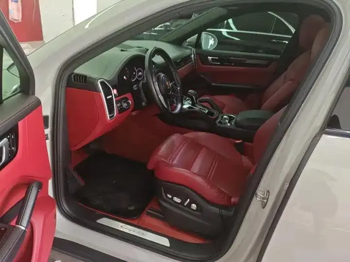 Cayenne 2019 Cayenne Coupé 3.0T 3