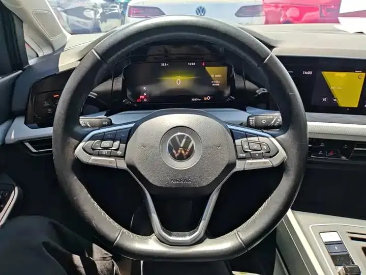 Golf 2021 280TSI DSG Pro First Edition 11