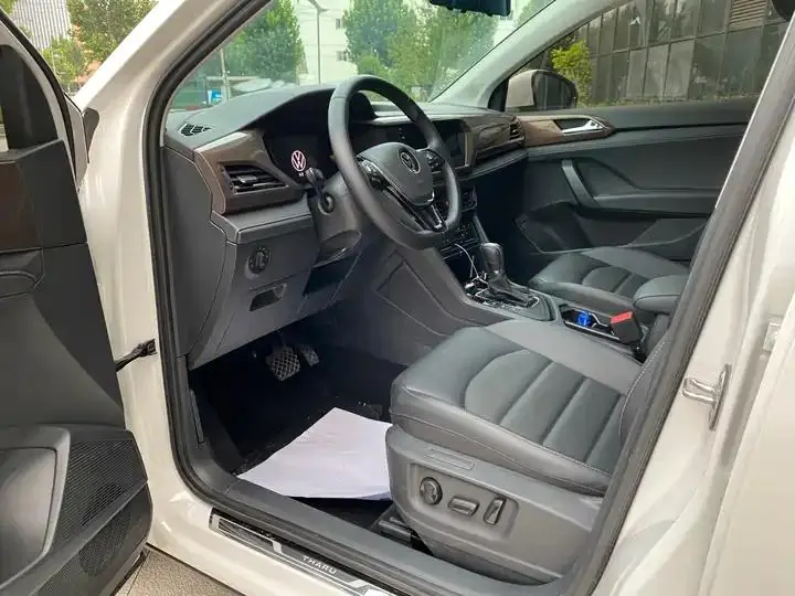 Tougu 2022 280TSI Two-Wheel-Drive Luxury Edition 4