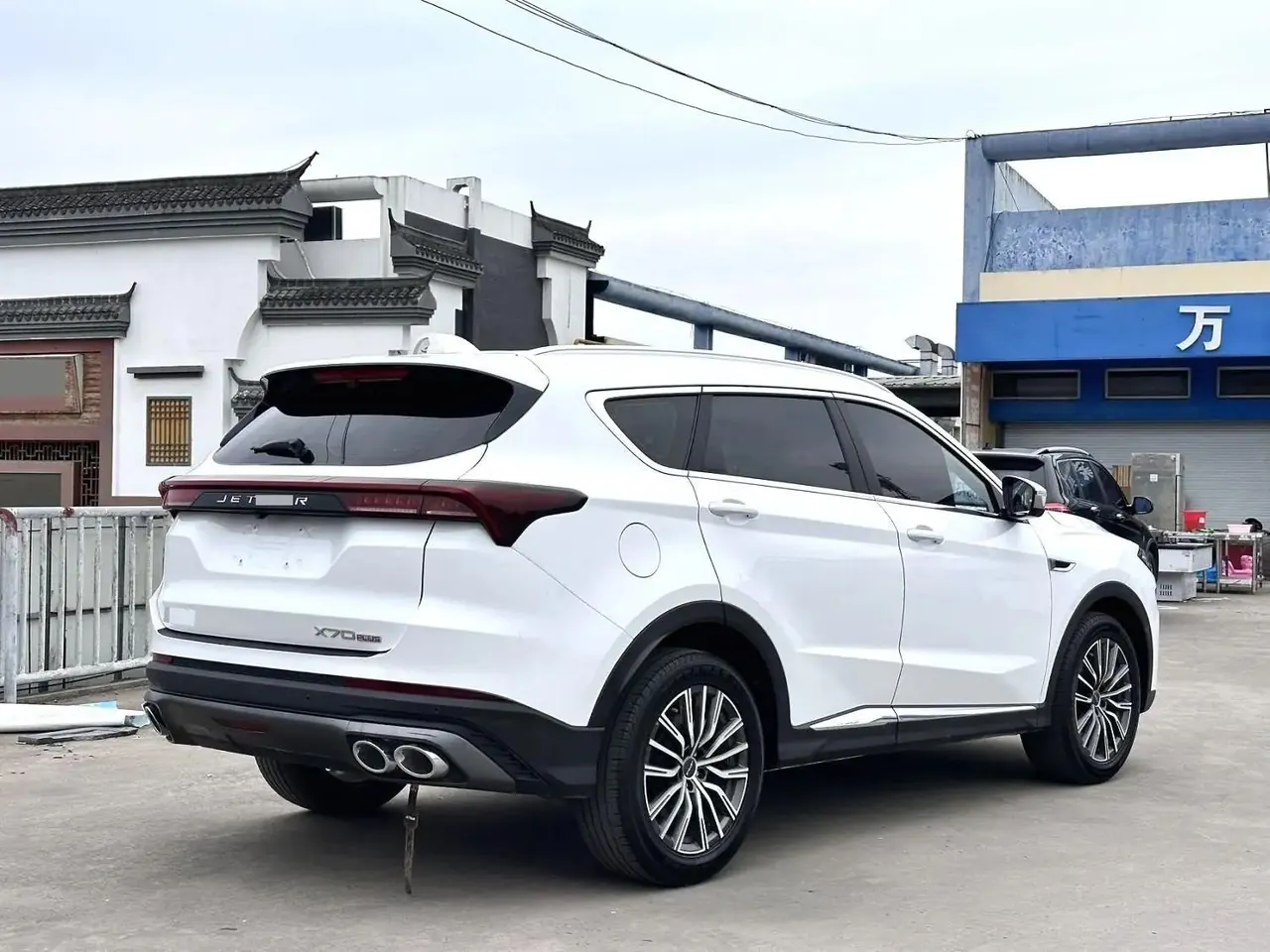 Jetour X70 PLUS 2024 Champion Edition 1.5T DCT Champion MAX 5 4