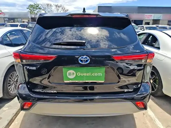 Highlander 2022 Dual Engine 2.5L 4-wheel Drive Premium Edition 7-seat 6
