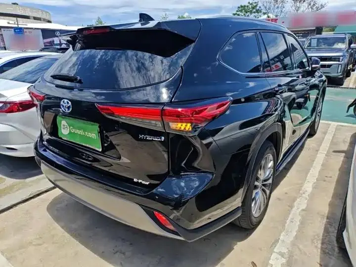 Highlander 2022 Dual Engine 2.5L 4-wheel Drive Premium Edition 7-seat 7