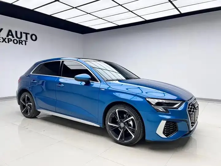 Audi A3 2021 model Sportback 35 TFSI Fashion Sport version 3
