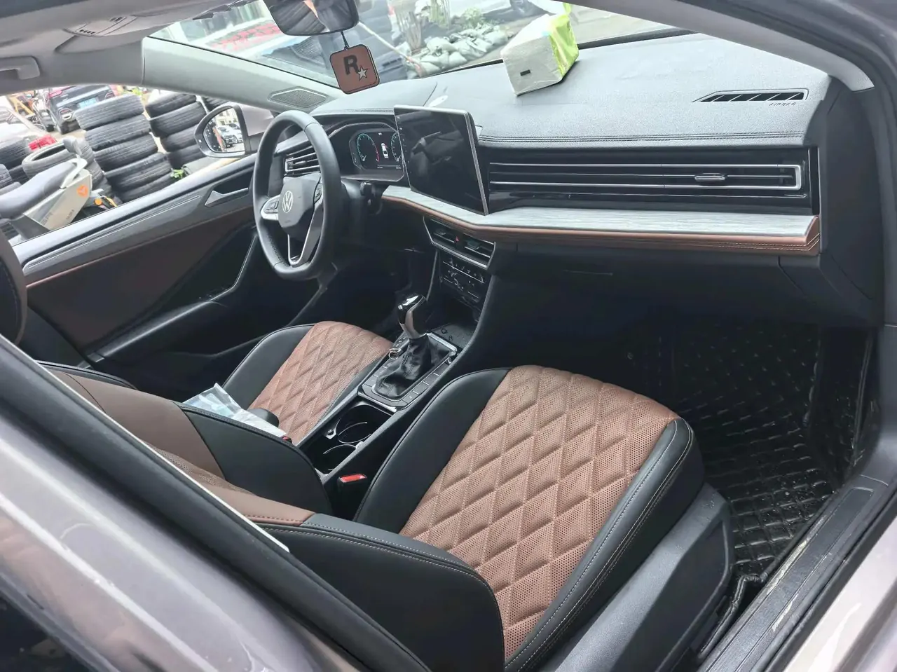 Lavida 2023 280TSI DSG Exceed Version 3