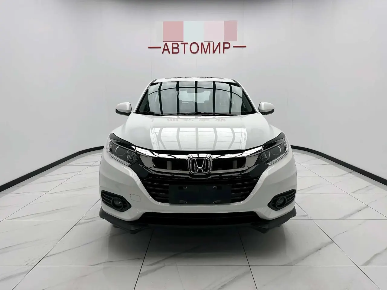 Vezel 2020 1.5L CVT Pioneer Edition 2