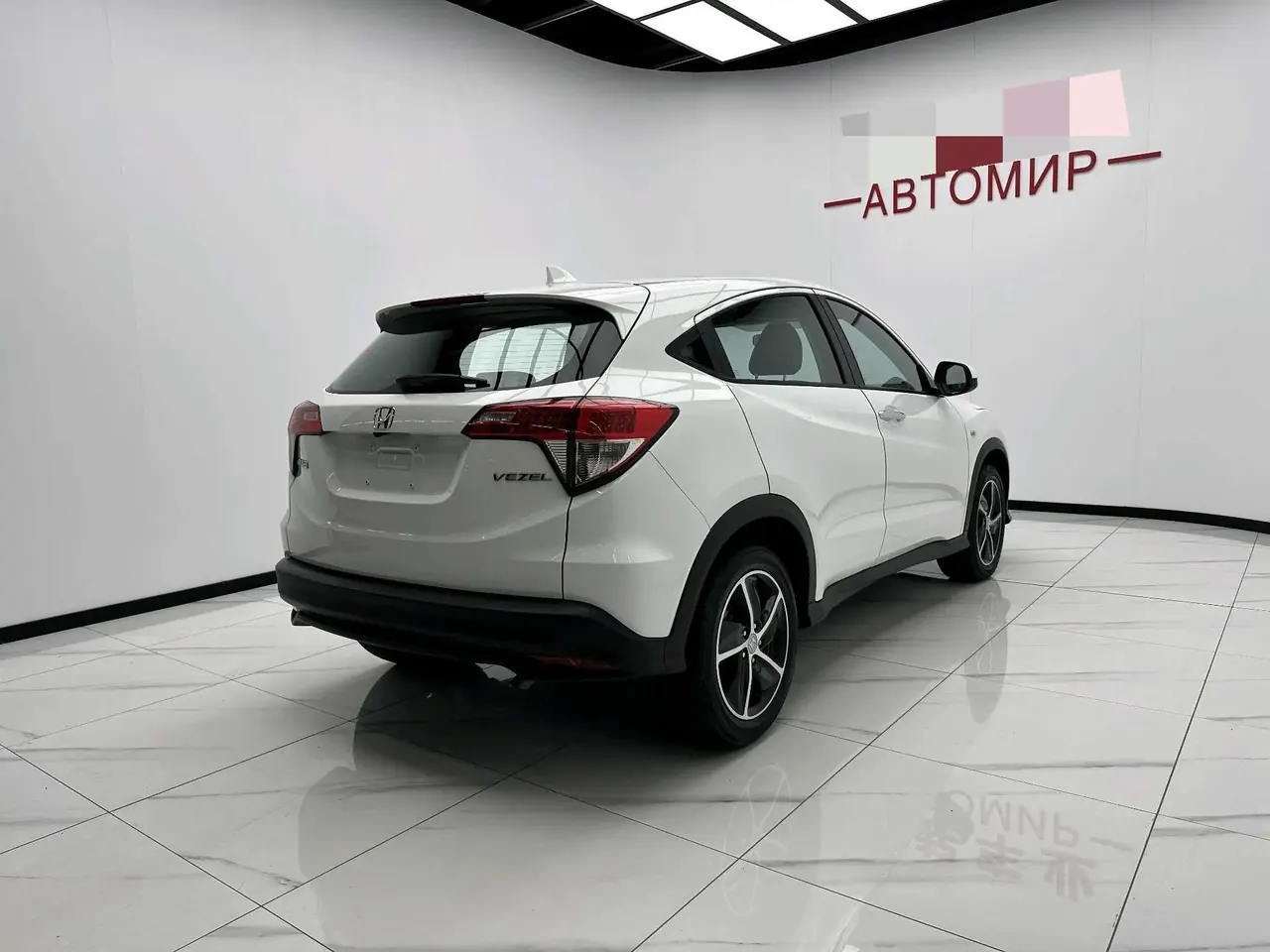 Vezel 2020 1.5L CVT Pioneer Edition 9