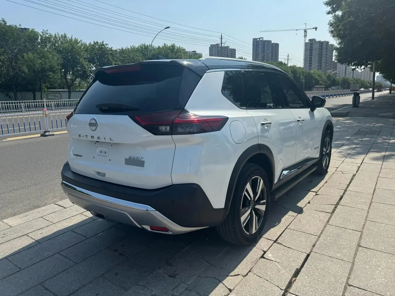 Nissan 2023 Qijun e-POWER 1.5 Super Mixed Dual Motor Four-wheel Drive Extreme Edition Automatic Gear 10
