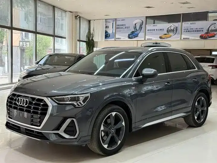 Audi Q3 2023 35 TFSI Fashion Dynamic (1.4T) - View 1