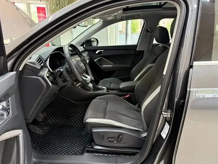 Audi Q3 2023 35 TFSI Fashion Dynamic (1.4T) 22