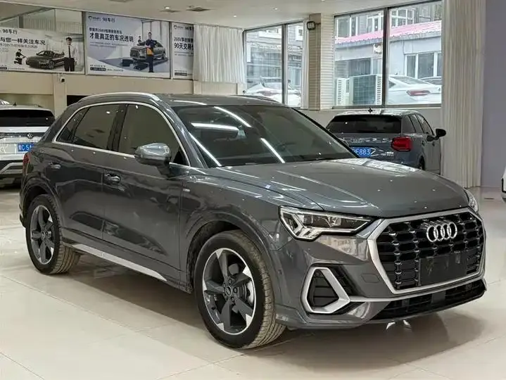 Audi Q3 2023 35 TFSI Fashion Dynamic (1.4T) 3