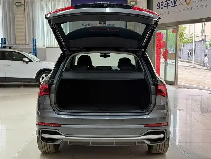 Audi Q3 2023 35 TFSI Fashion Dynamic (1.4T) 6