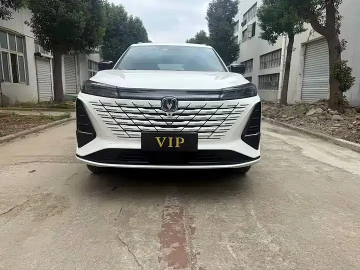 ChangAn CS75 PLUS 2023 3rd Generation 1.5T Auto Honor Model - View 1