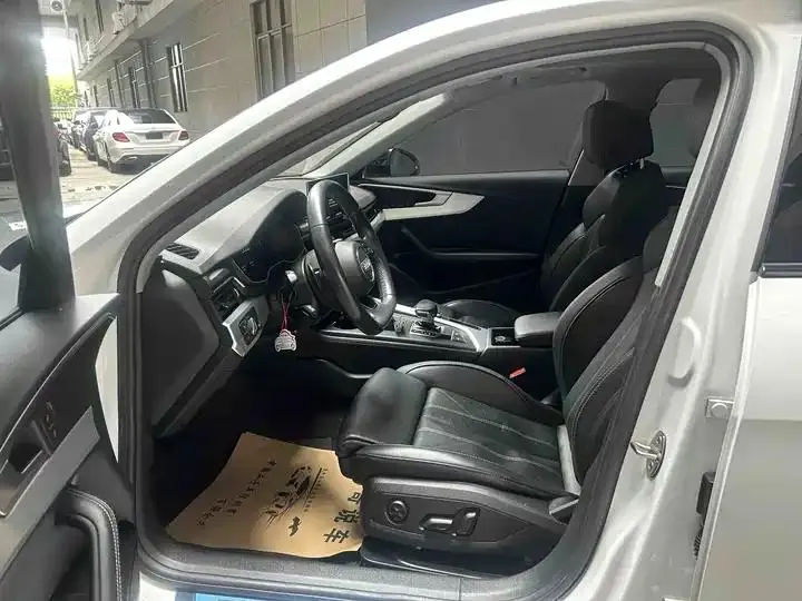 Audi A4L 2022 model, 40 TFSI Luxury Dynamic Edition 5