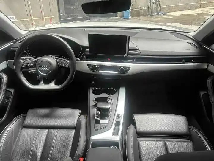 Audi A4L 2022 model, 40 TFSI Luxury Dynamic Edition 8
