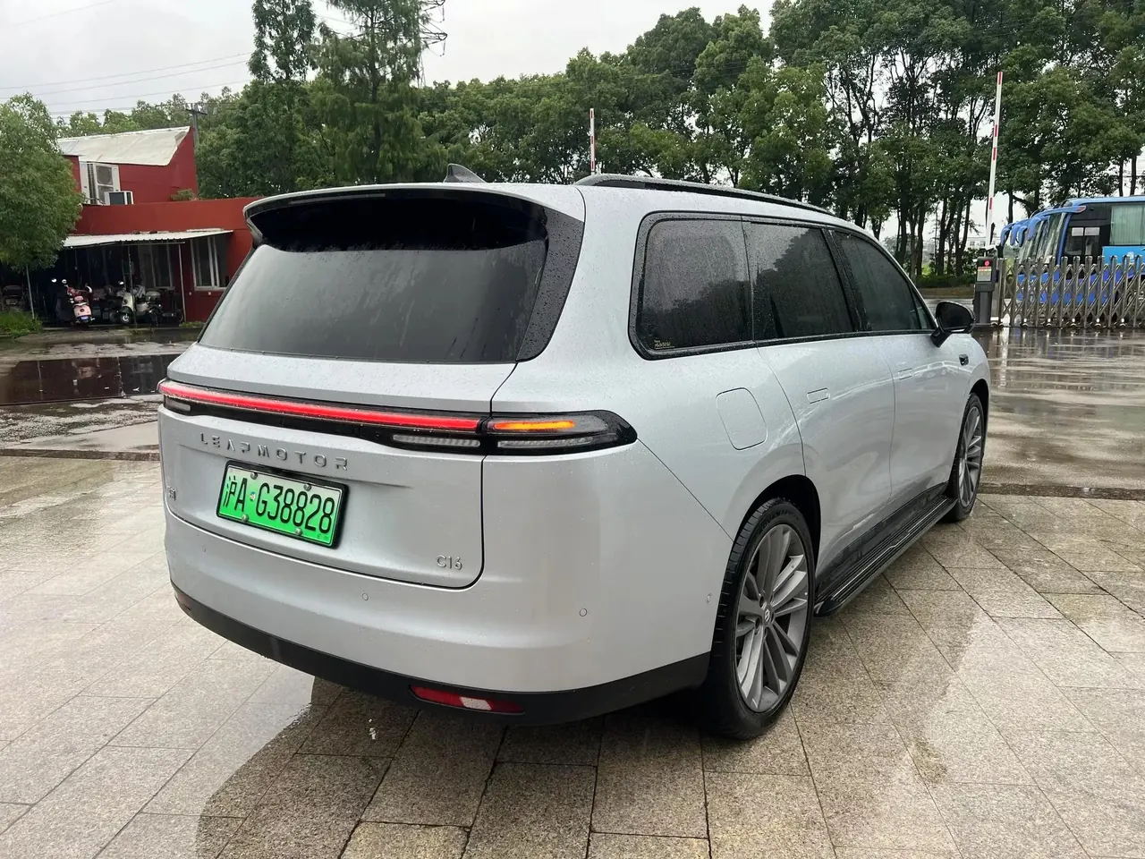 Leapmotor C16 2024 extended range 200 exclusive edition 7