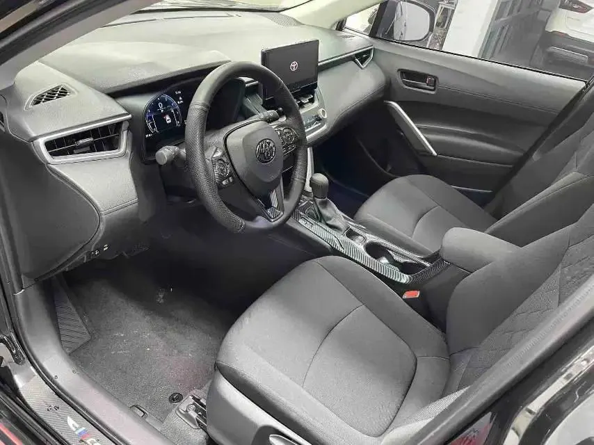 Toyota 2023 Corolla Cross 2.0 CVT Elite Edition Automatic 5