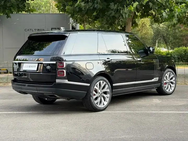 Range Rover 2021 3.0 L6 Hands-on Lengthen Classic Edition 3