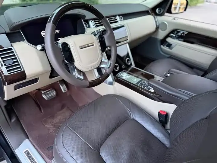 Range Rover 2021 3.0 L6 Hands-on Lengthen Classic Edition 7