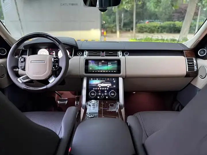 Range Rover 2021 3.0 L6 Hands-on Lengthen Classic Edition 8
