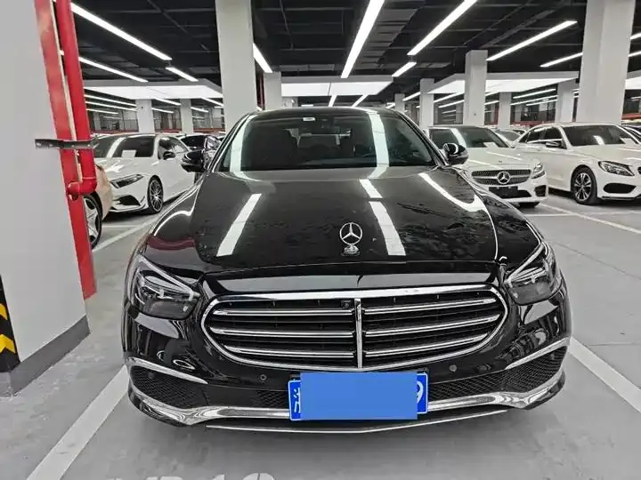 Mercedes Benz E-Class 2023 to E 300 L Sports Fashion 2