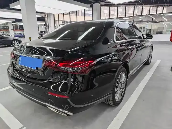 Mercedes Benz E-Class 2023 to E 300 L Sports Fashion 7