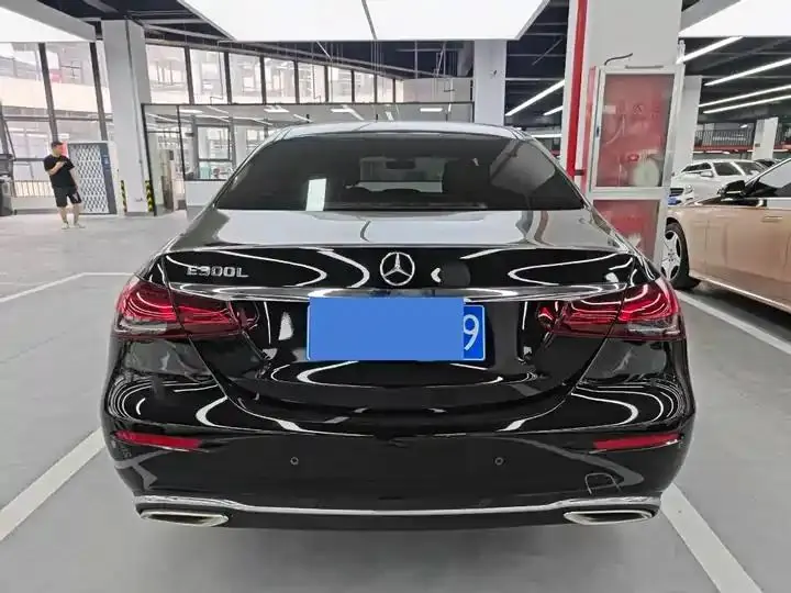 Mercedes Benz E-Class 2023 to E 300 L Sports Fashion 8