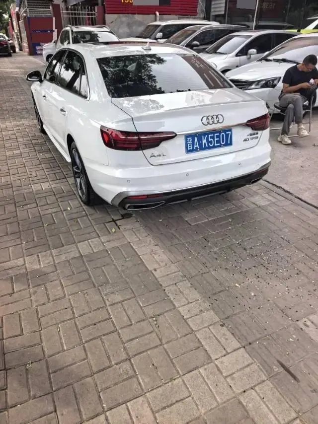 Audi A4L 2022 model 40 TFSI Sporty Style version 8