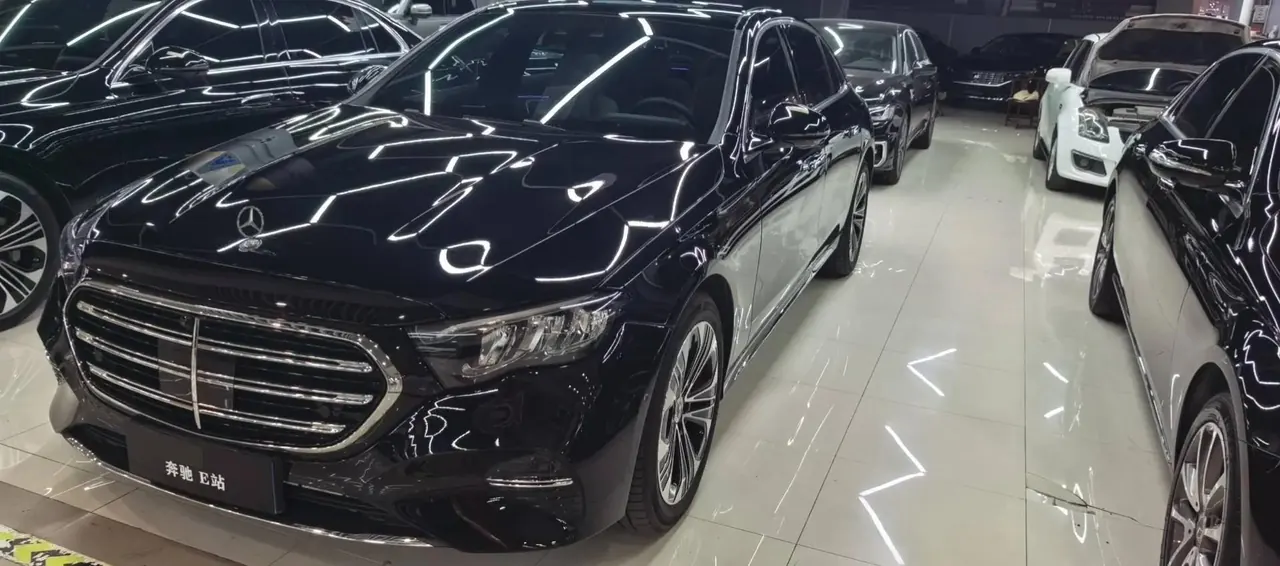 Mercedes Benz E Class 2025 E 300 L 48V 2.0T Luxury (Modified) Automatic Gear - View 1