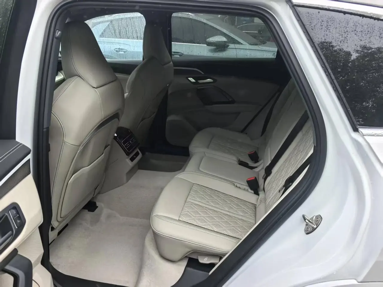 Audi 2026 Q5L 20 T 10 million users exclusive version of automatic gear 6