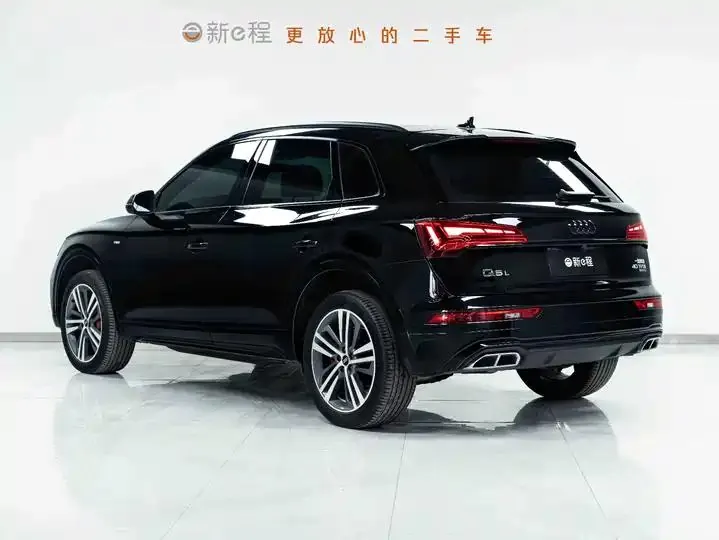 Audi Q5L 2024 40 TFSI luxury dynamic 4