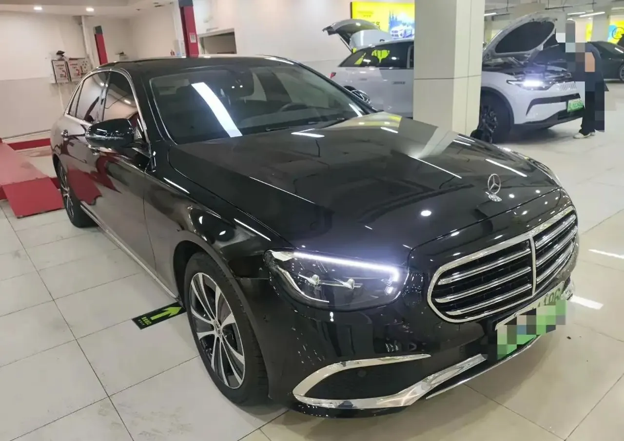 Mercedes Benz E-Class New Energy 2023 E 350 e L Plug-in Hybrid Sports Car 2