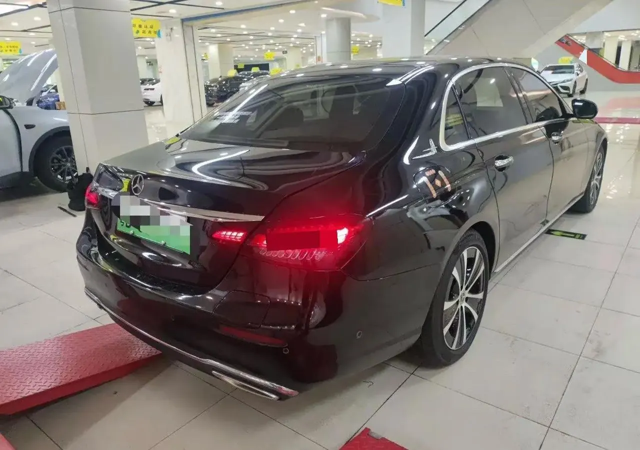 Mercedes Benz E-Class New Energy 2023 E 350 e L Plug-in Hybrid Sports Car 3
