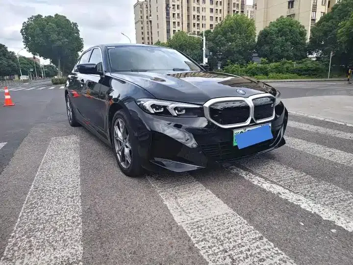 BMW i3 2024 eDrive 35 L 3